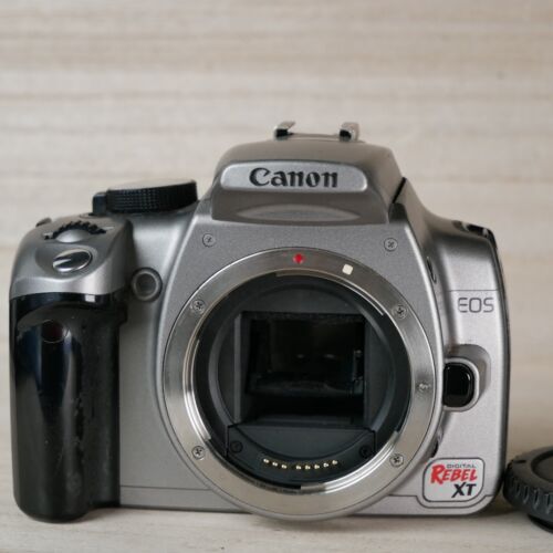 Canon EOS Digital Rebel XT 8 MP DSLR Camera Body W 4GB CF *WORKING SEE DESCR*