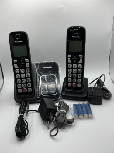 Panasonic KX-TGD832M Cordless Phone w/ Answering Machine 2 Handsets Black A+