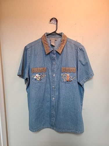 VTG Capacity Womens Denim Shirt Extra Large Embroidered Country Cowgirl Pre-own