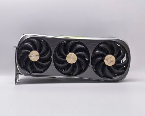 *Clearance* (No Core & VRAM) ZOTAC RTX 4090 AMP Extreme AIRO 24GB (For Parts)