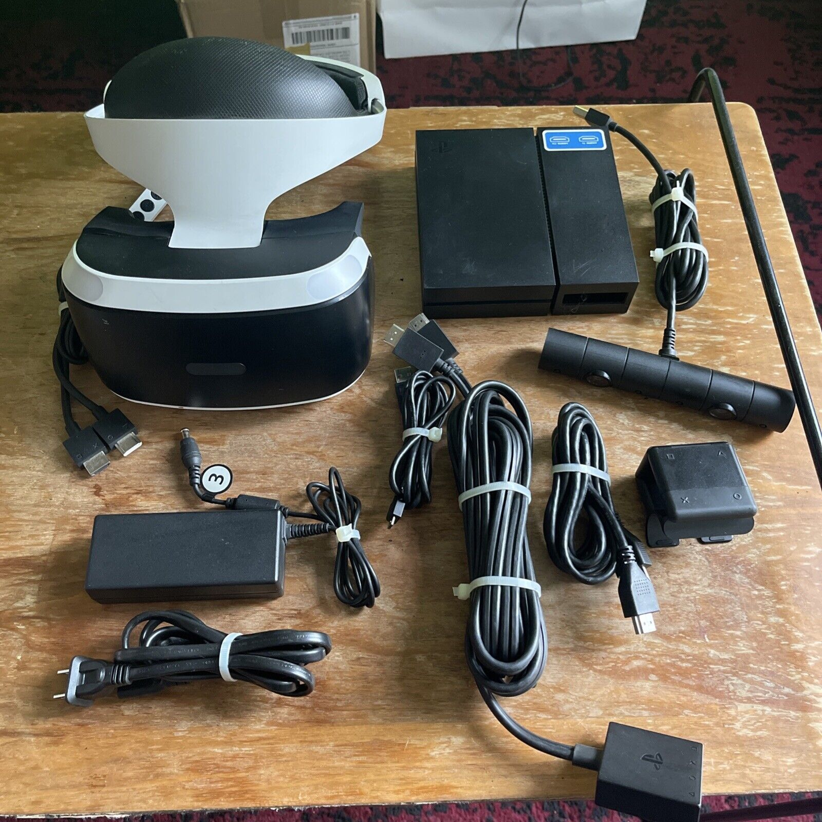 Sony PlayStation 4 VR Headset Works