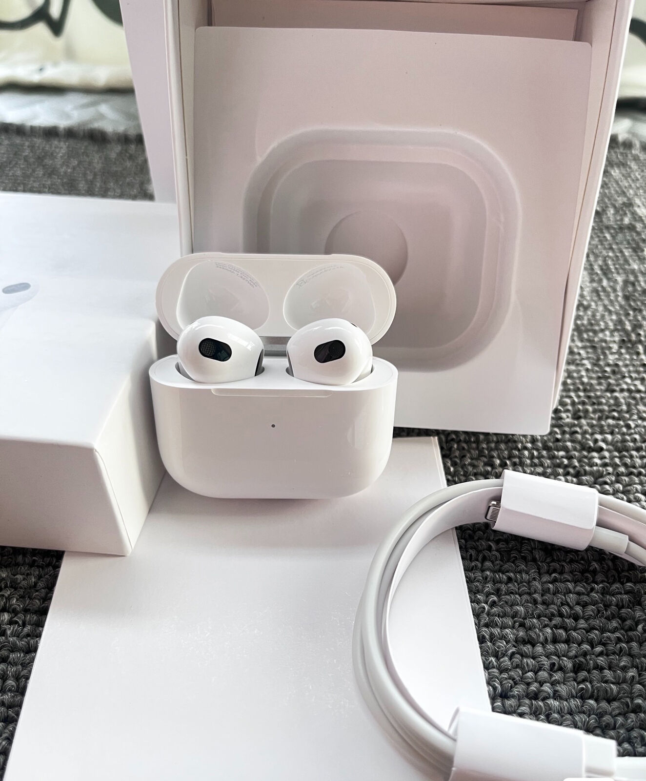 APPLE Air_pods 4th Wireless Bluetooth Earphones Active Noise Cancellation