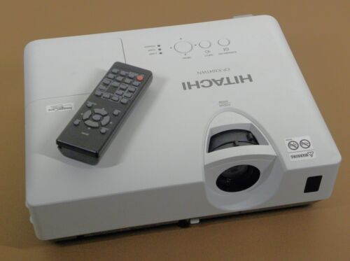 Hitachi CP-X3041WN XGA HDMI 3200 Lumens 10,000:1 Contrast Ratio Projector