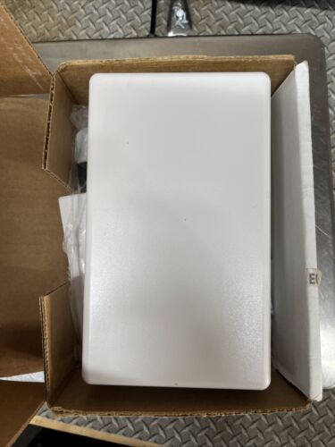 Brand New Honeywell 5800RP WIRELESS REPEATER