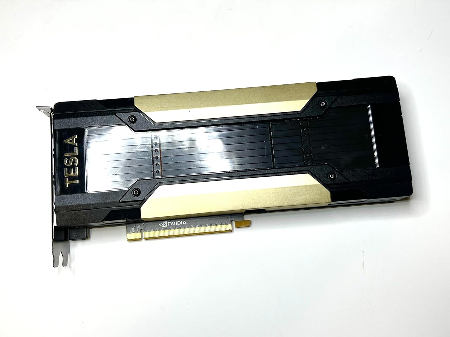 Tesla Volta V100S 32GB HBM2 PCIe Graphics Card GPU Accelerator Card 699-2G500-0212-400