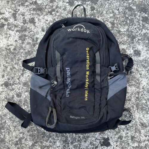 Patagonia Backpack Refugio 28L Daypack Commuter Black Bag Pack Workday Intern