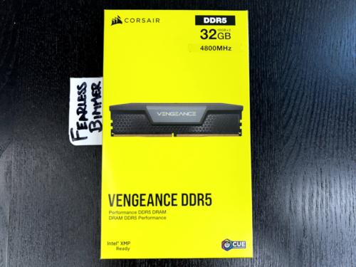 Corsair VENGEANCE 32GB (2x16GB) DDR5 DRAM 4800MHz C40 Memory Kit Black