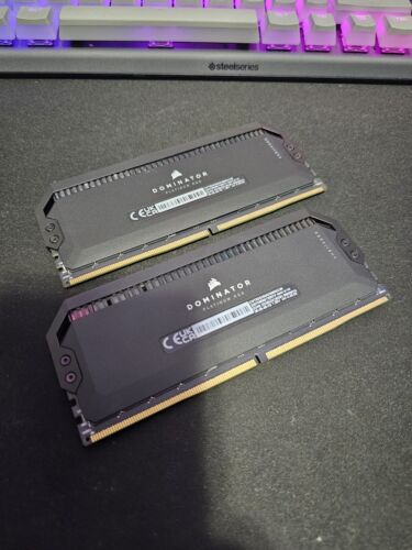 CORSAIR – Dominator Platinum RGB 32GB 2x16Gb 5600Mhz DDR5