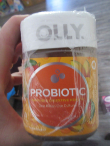 NEW Olly Probiotic Immune & Digestive Health Gummies Supplement 1/2025 50 count