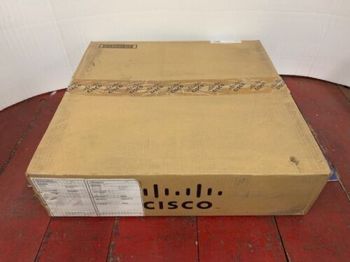 Cisco 2901 Integrated Services Router CISCO2901-SEC/K9 CMMJA00ARA NEW