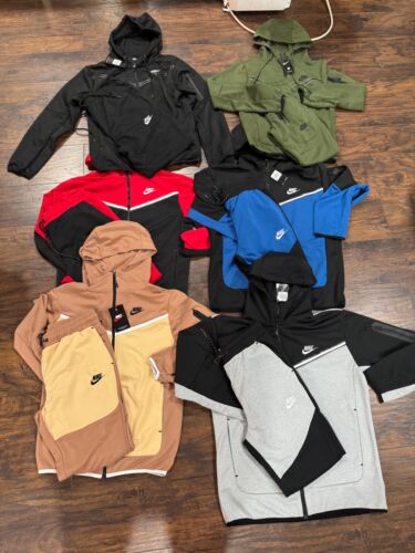 Nike Tech Fleece Sweatsuit Jogger Set