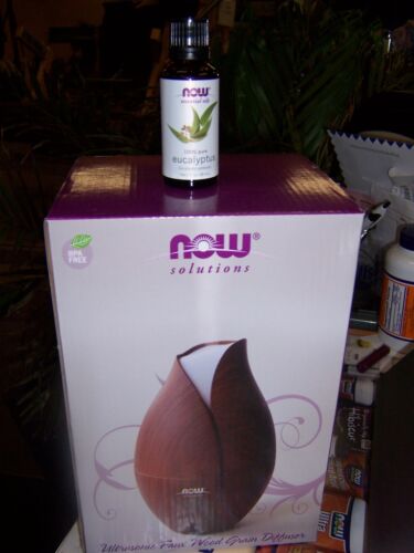 Now Foods Solutions, Wooden Ultrasonic Diffuser – Aromatherapy + Eucalyptus Oil