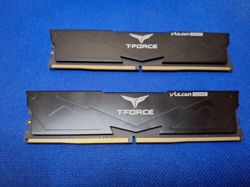 BARGAIN T-Force Vulcan 16GB (2 x 8GB) PC RAM DDR5 5200 Memory READ