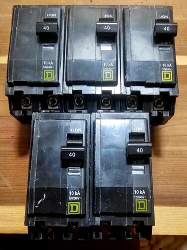 (5) New Square D QO240 PLUG IN  Circuit Breaker 40A  Lot Of 5! Free Shipping