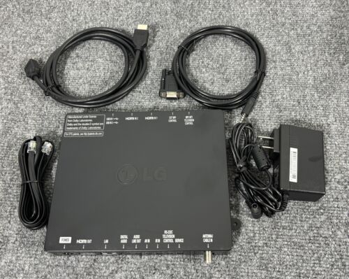 SMART IPTV Set Top Box HDMI W/ADAPTER AND HDMI & VGA CABLES