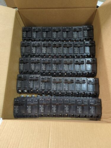 *LOT OF 35* GE THQB2140 40A Circuit Breaker