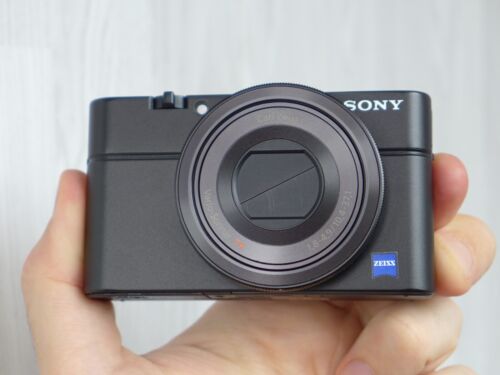 Sony RX100 20.2 MP 3.6 x Compact Digital Camera w/Charger & Card&Battery 95% NEW