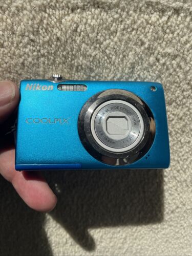 nikon coolpix s3000 blue