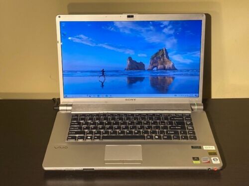 SONY VAIO LAPTOP VGN-FW200 2.0 GHZ Core2 Duo 4GB RAM 128GB SSD BLURAY WINDOWS 10