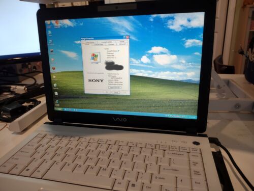 Sony Vaio PCG-7F1L Notebook Laptop 1.5GB RAM w/Power Cord Windows XP Home No HDD