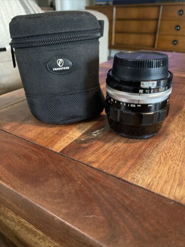 NIKON Nippon Kogaku Micro-Nikkor P 55mm f3.5 Lens Pearstone Case