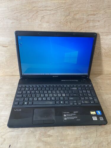 Sony Vaio PCG-61611L Laptop AMD II P340@2.2GHz/ 3GB/ 320GB/ W10H Read