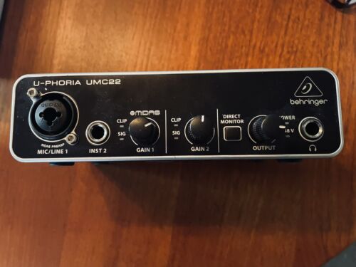 Behringer U-Phoria UMC22 Audiophile 2×2 USB Audio Interface Midas Mic Preamp