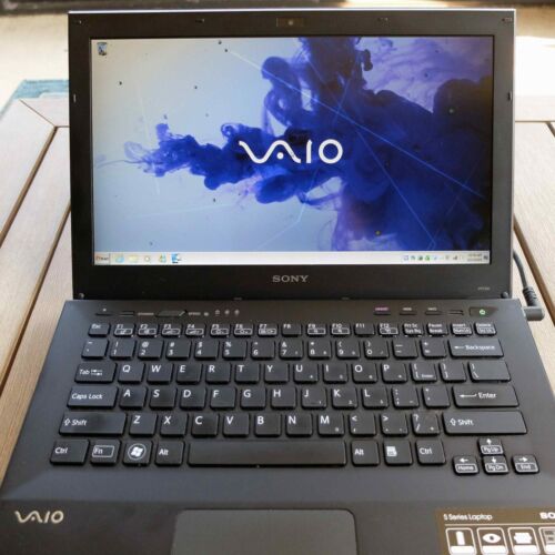 Sony Vaio 13.3″ PCG-4121GL VPCSA3AFX 2.40GHz i5-2430M 4GB 500GB Windows 7