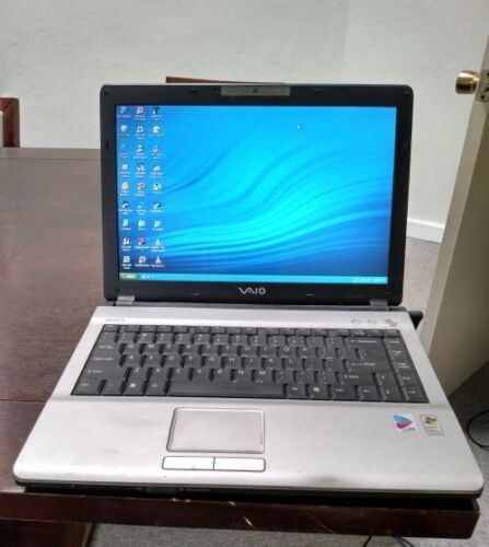 Sony Vaio PCG-7F1L Laptop Pentium M 1.73GHz 512MB RAM – Windows XP