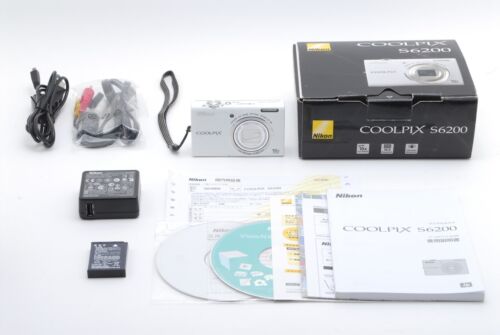 [MINT] Nikon COOLPIX S6200 white 16.0MP Digital Camera w/Box strap From Japan