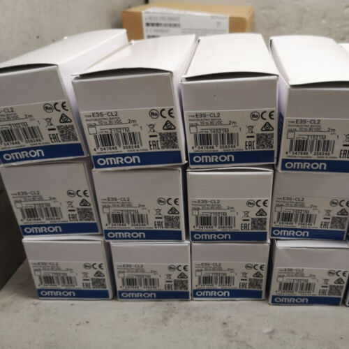 1X Brand New Omron NE E3S-CL2 Diffusion Photoelectric Induction Switch Fast Ship