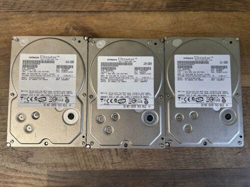 Lot of 3 Hitachi 1TB 3.5″ SATA Hard Drive 3Gbps 7.2K HUA721010KLA330