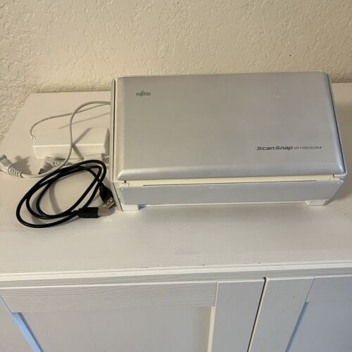 Fujitsu ScanSnap S1500M Portable Document Scanner PA03586-B105 With Cables Works