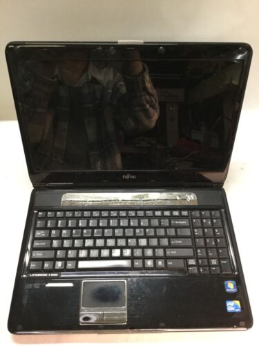 Fujitsu Lifebook AH550 15.6″ Intel Core i5 4th Gen. – BOOTS/ BIOS LOCKED- MZ