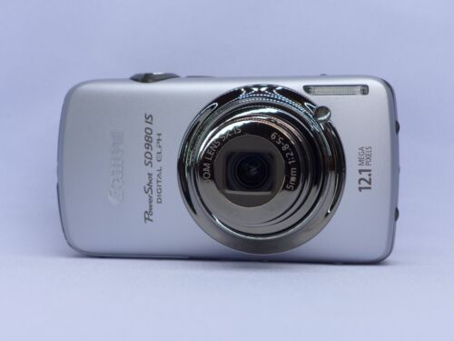 Canon PowerShot ELPH SD980 IS / Digital IXUS 200 IS  / 12.1MP Digital Camera