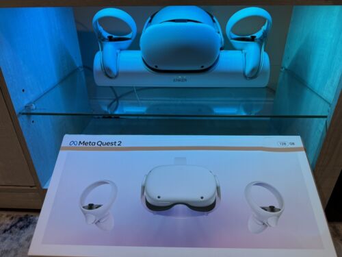 Oculus Quest 2 128GB VR Headset With Anker charging dock, Bobovr Elite