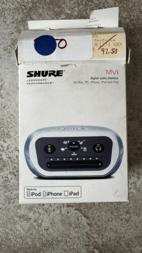 Shure MVi Digital Audio Interface with USB and Lightning Cable