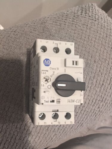 Allen Bradley 140M-C2E-B16 Series C Circuit Breaker Factory overstock