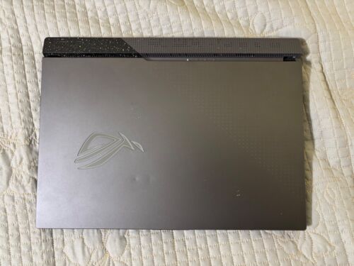 ASUS ROG G513RM Gaming Laptop 15.6″ WQHD AMD Ryzen 7 6800H 32GB 1TB RTX 3060 W11