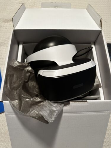 Sony PlayStation 4 PS4 VR Headset with Camera (CUH-ZEY2)