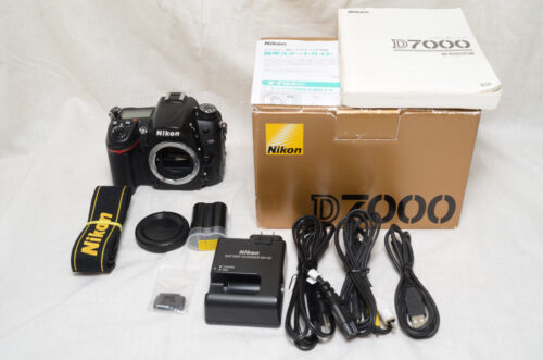 Nikon D7000 16.2 MP Digital SLR Camera in Box from JAPAN[excellent++]