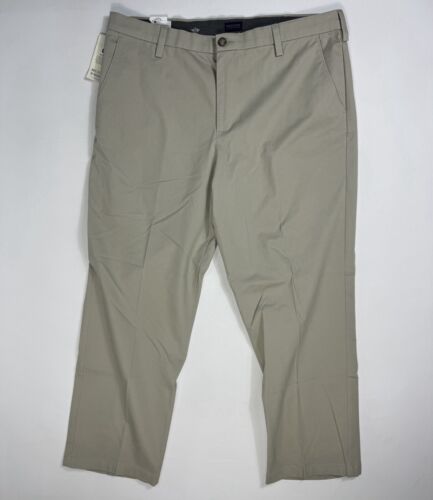 Dockers Workday Khaki Flex Classic Fit Mens 40×30 Pants NWT Office Casual Modern