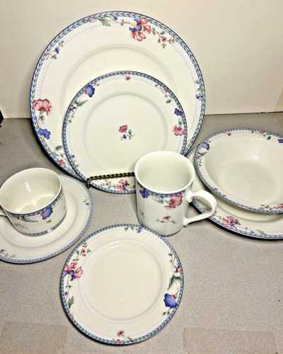 Vintage Onieda “Blue Lattice” China Replacements Dinner Salad  Bowls Tea/Saucer