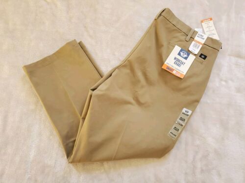 Dockers Workday Khaki Classic Fit 44×30 Big & Tall Smart 360 Flex Waistband