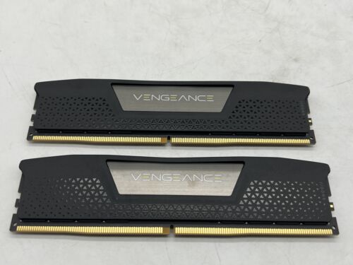 Corsair Vengeance DDR5 64GB (2x32GB) CMK64GX5M2B5200C40 CL40 Memory New Open