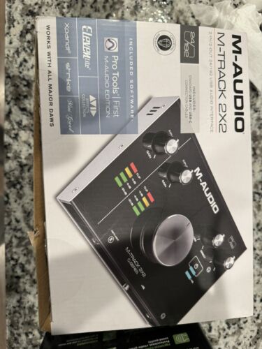 M-Audio M-Track 2X2 Audio Interface Bundle