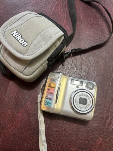 Nikon COOLPIX 3200 3.2MP Digital Camera – Silver Tested Works