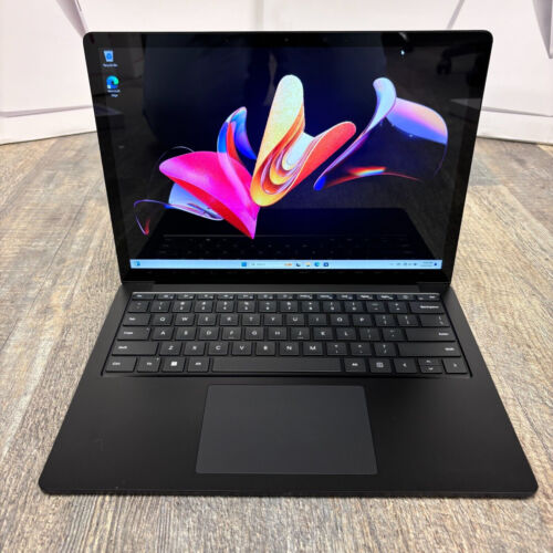 Microsoft Surface 13.5″ Laptop 4 i7-1185G7 1TB SSD 32GB Win11 TOUCH Black