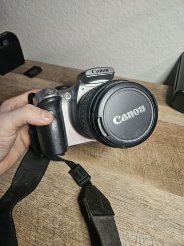 Canon digital rebel EOS DS6041 w/ zoom lens 18-55mm EF-S & Strap(Tested working)