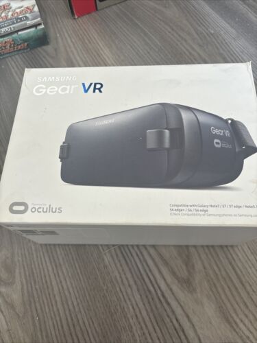 Samsung Gear VR Oculus Virtual Reality Headset 2016 SM-R323 Blue / Black USB-C